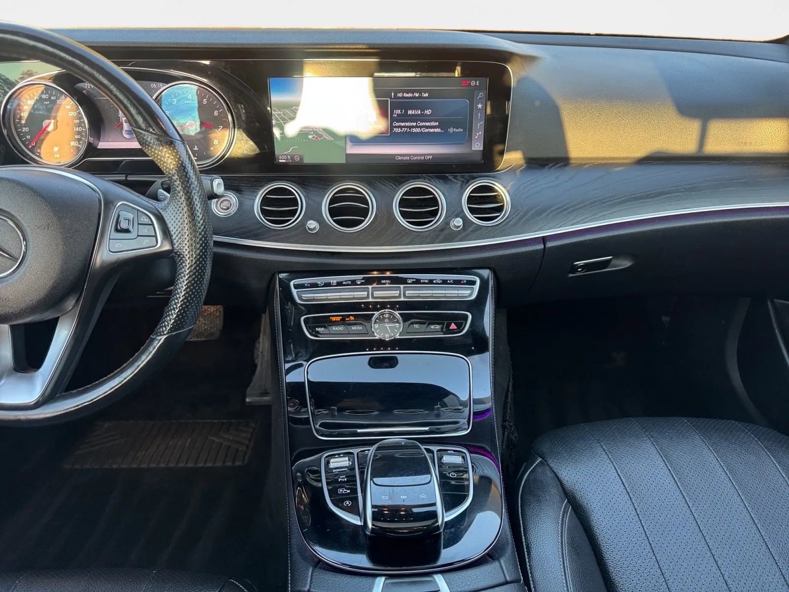 Used 2017 Mercedes-Benz E 300 4MATIC image 14
