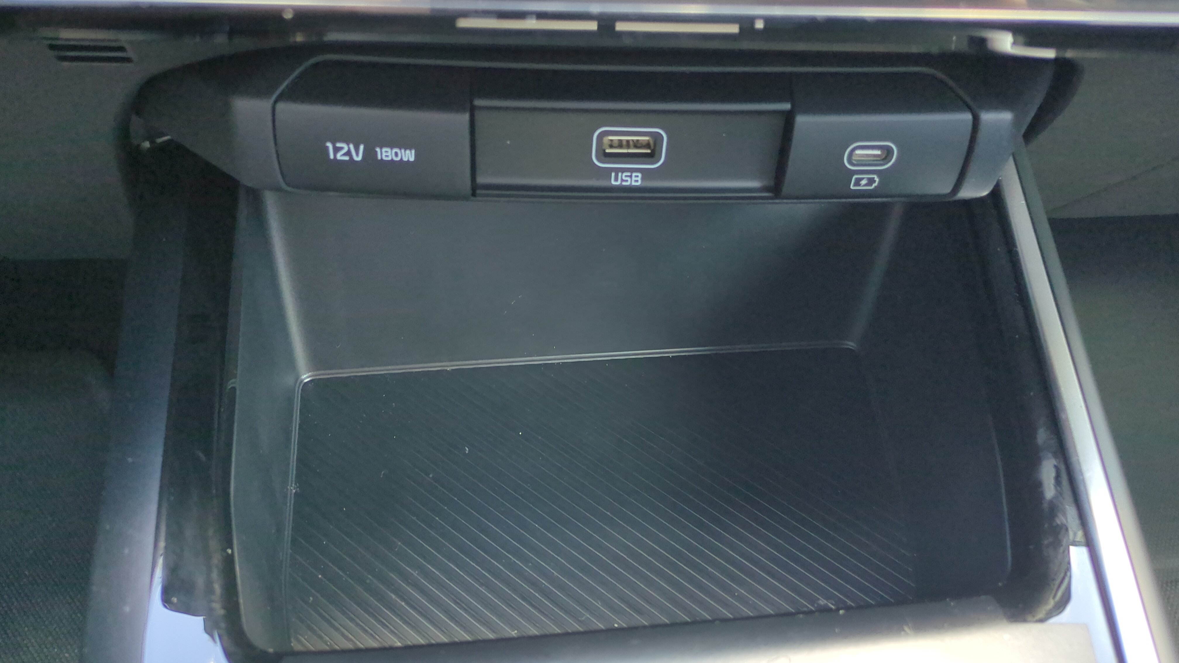 New 2026 Kia Niro LX FWD image 16