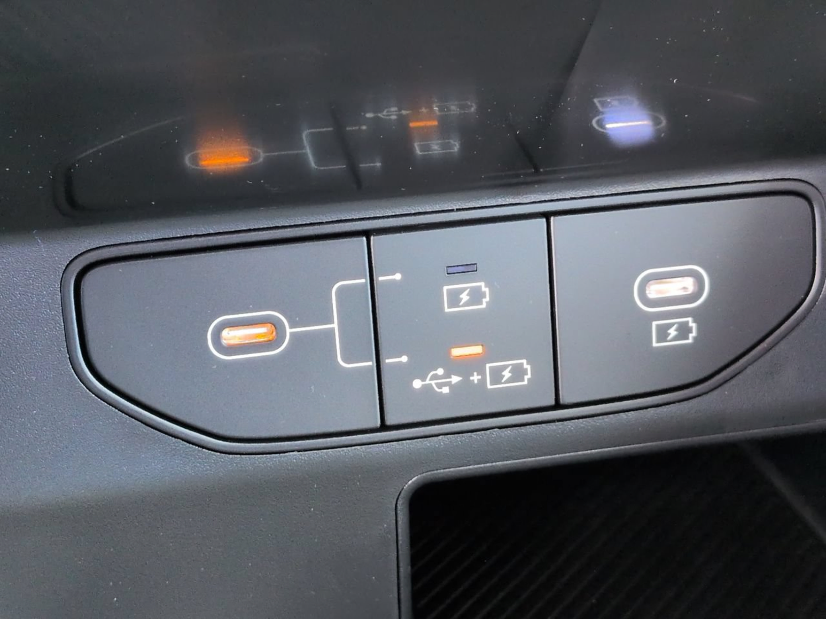 New 2026 Kia Sorento LX FWD image 31