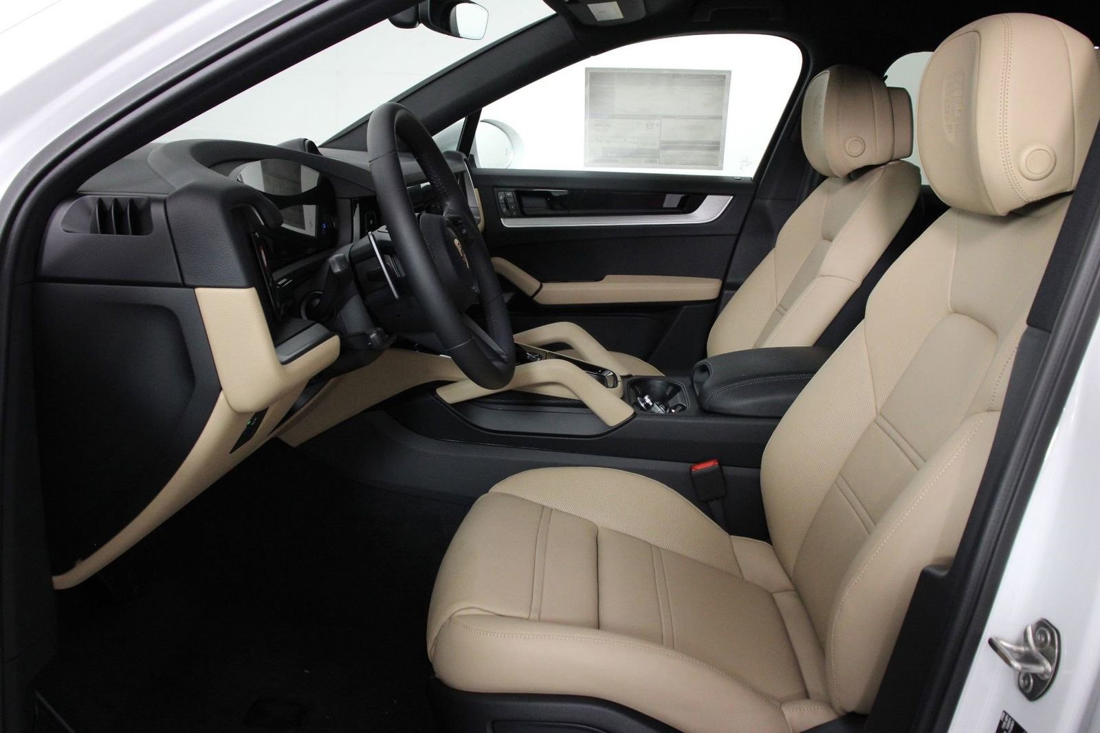 New 2026 Porsche Cayenne Coupe image 5