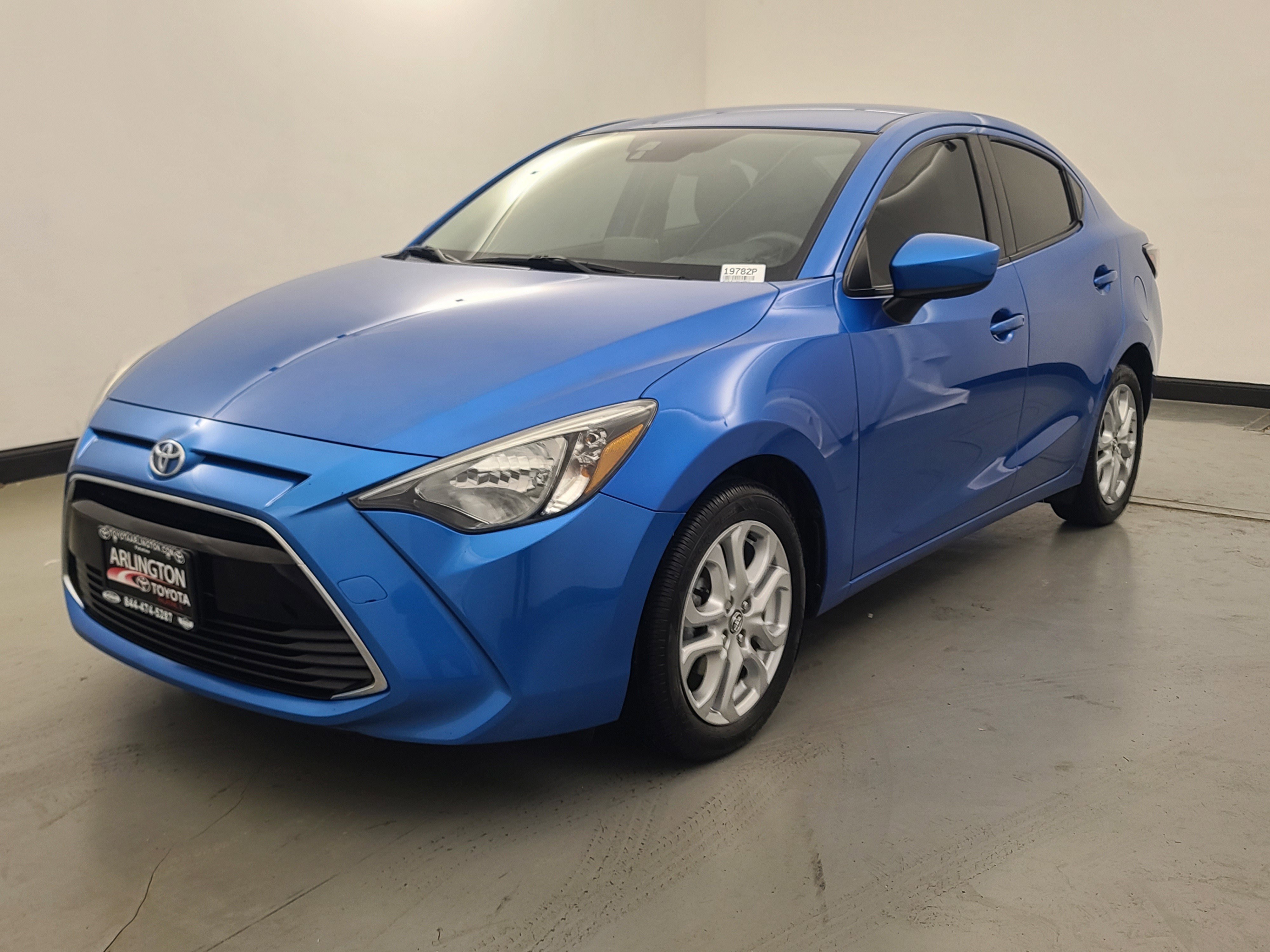 Used 2017 Toyota Yaris iA image 8