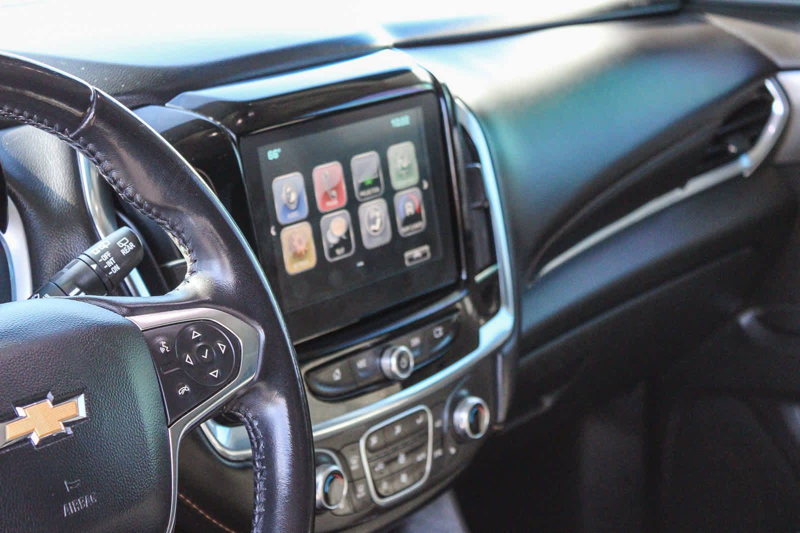 Used 2019 Chevrolet Traverse LT image 21