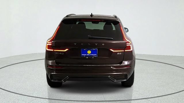 New 2026 Volvo XC60 B5 Core w/ Protection Package Premier AWD/4WD image 6