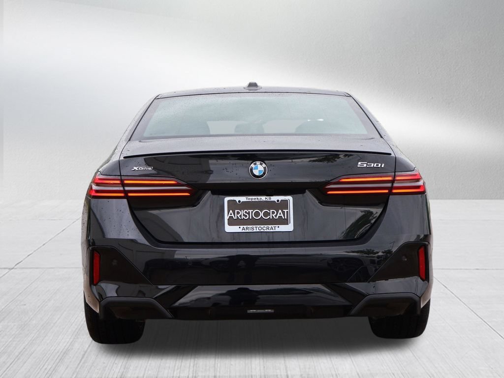 New 2027 BMW 530i xDrive w/ M Sport Package AWD/4WD image 39