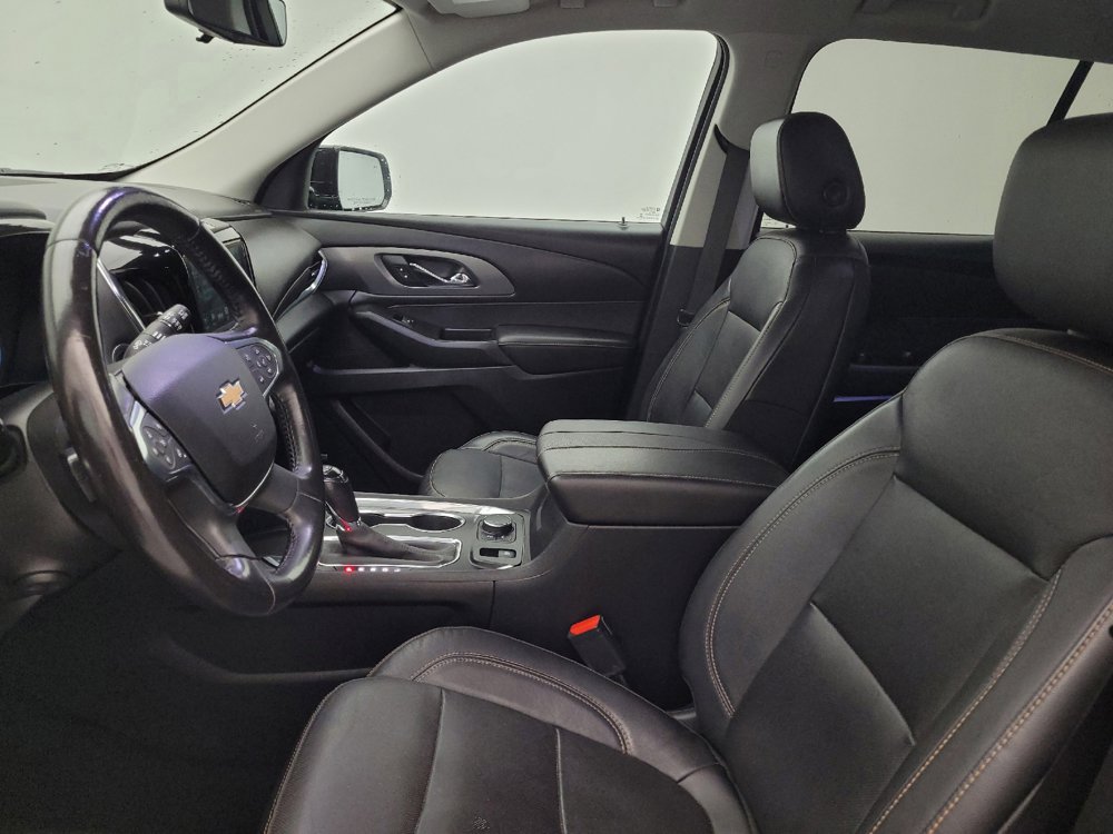 Used 2019 Chevrolet Traverse Premier w/ Driver Confidence II Package FWD image 17