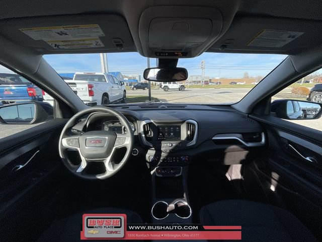 Used 2023 GMC Terrain SLE w/ Driver Convenience Package image 20