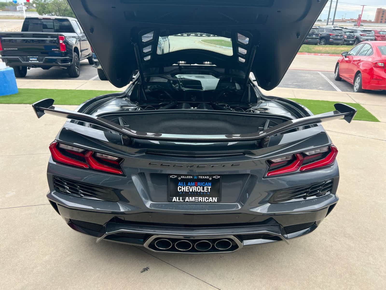 Used 2027 Chevrolet Corvette Z06 RWD image 25