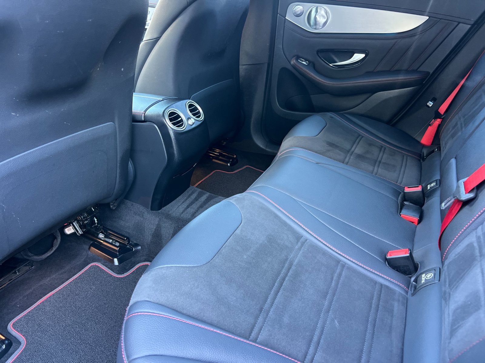 Used 2018 Mercedes-Benz GLC 43 AMG 4MATIC image 13
