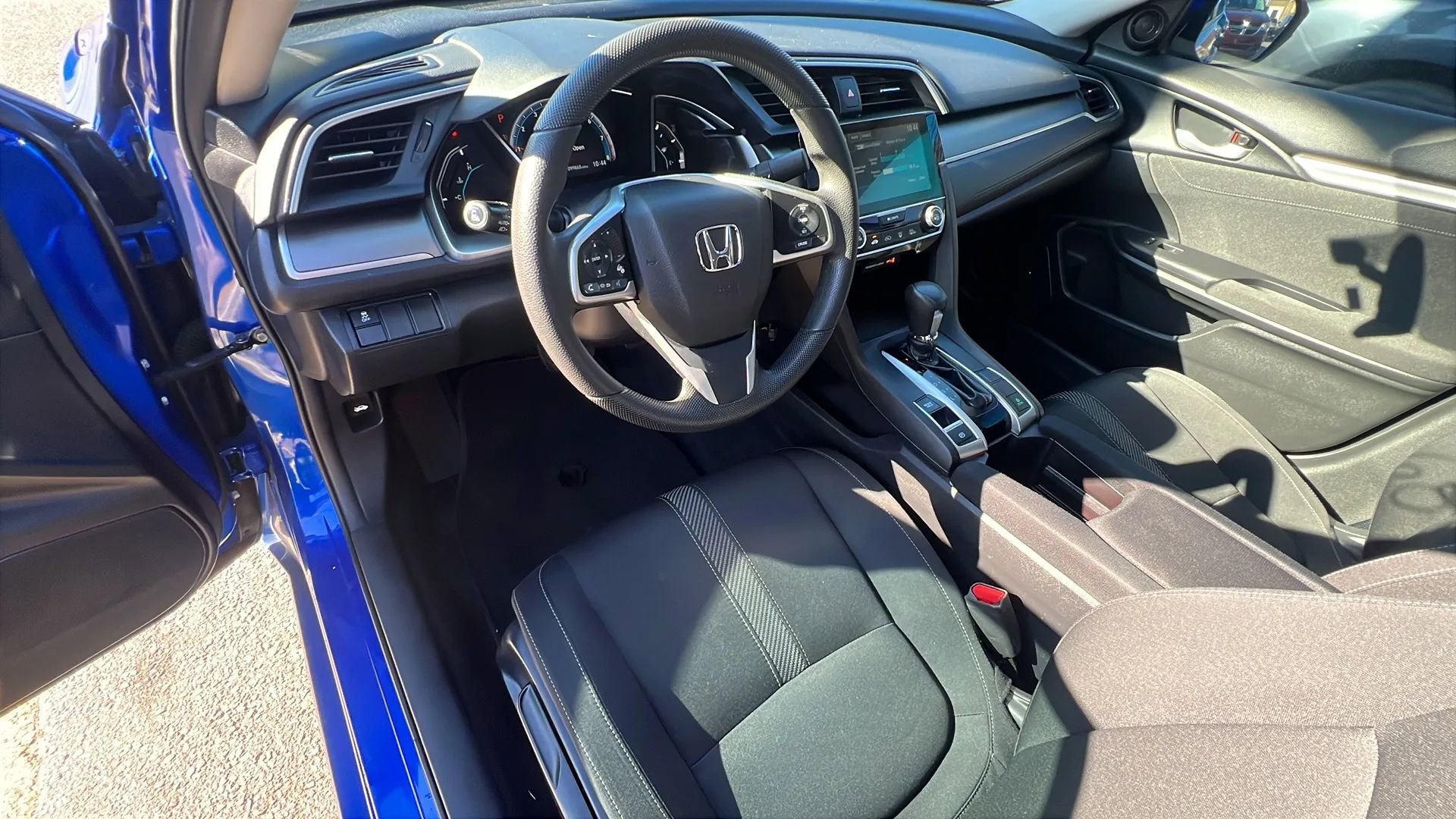 Used 2018 Honda Civic EX image 23