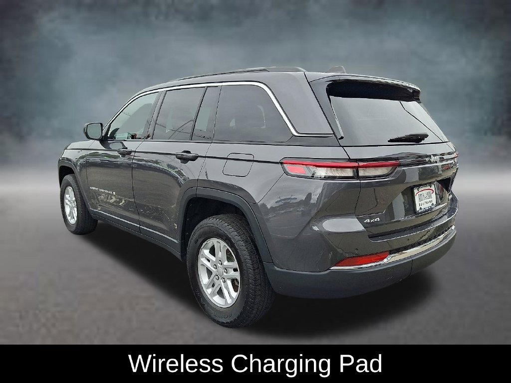 Used 2024 Jeep Grand Cherokee Laredo w/ Luxury Tech Group I AWD/4WD image 8