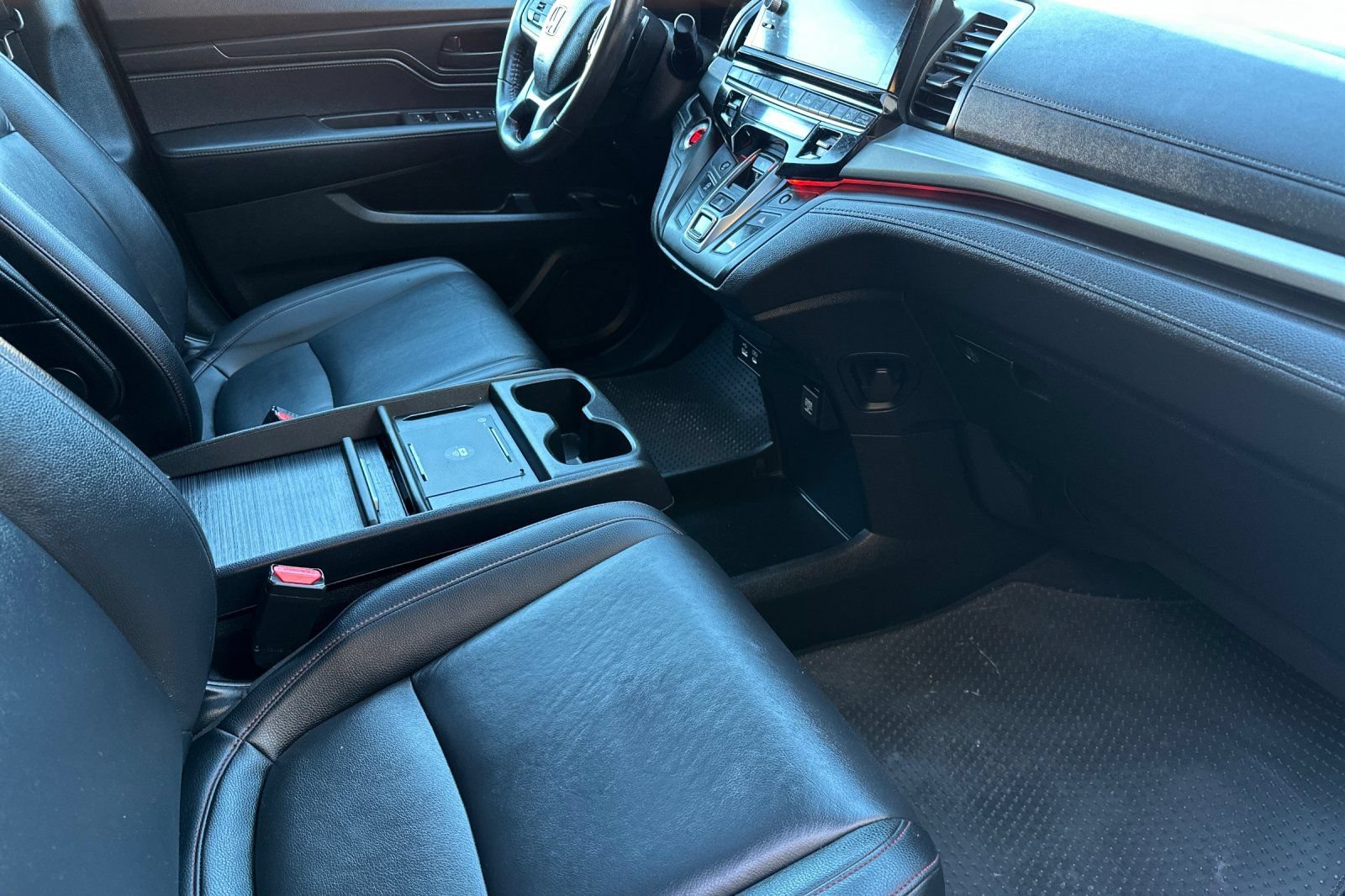 Used 2025 Honda Odyssey Sport-L image 21