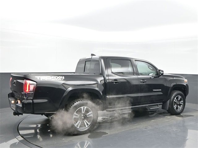 Used 2017 Toyota Tacoma SR5 image 6