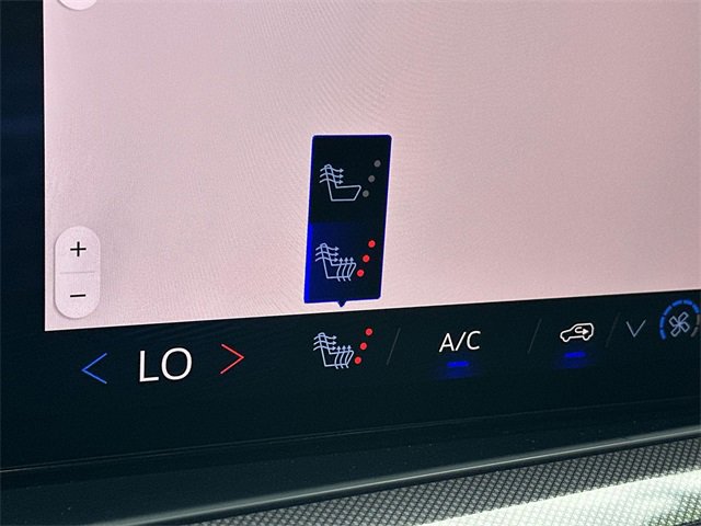 Used 2025 Chevrolet Tahoe RST image 37