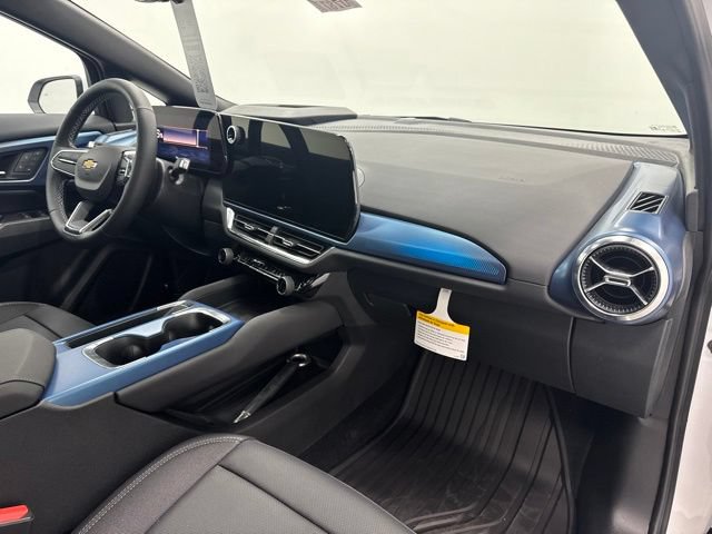 New 2026 Chevrolet Equinox EV LT w/ Convenience Package II FWD image 29