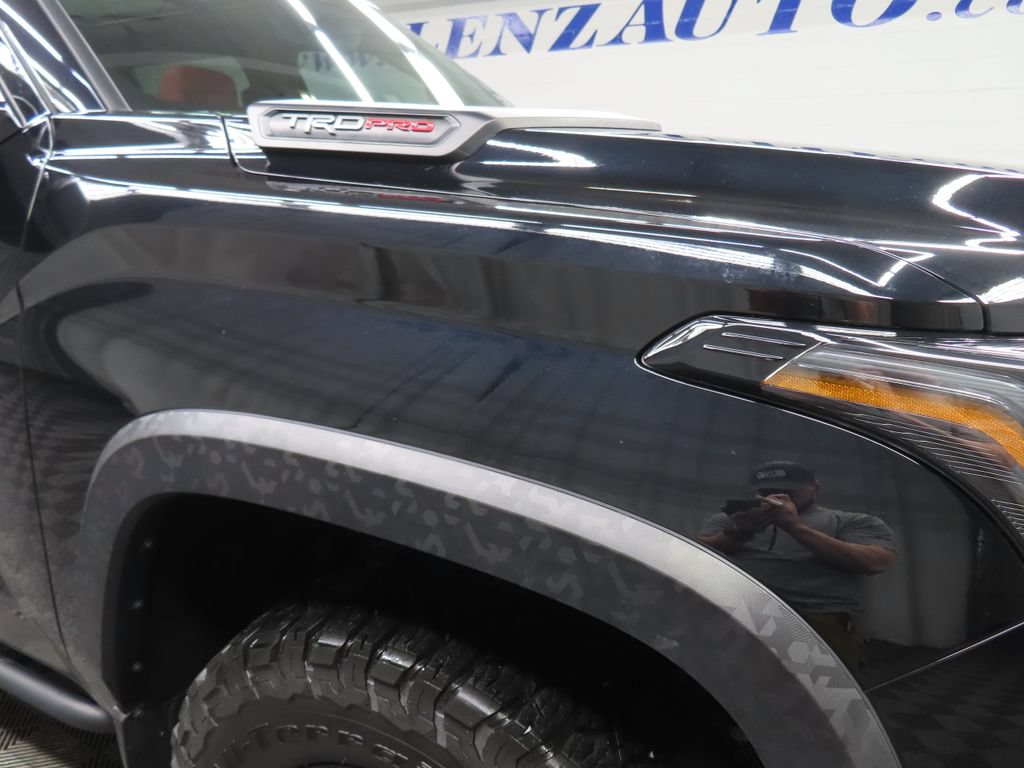 Used 2025 Toyota Tundra Limited AWD/4WD image 36