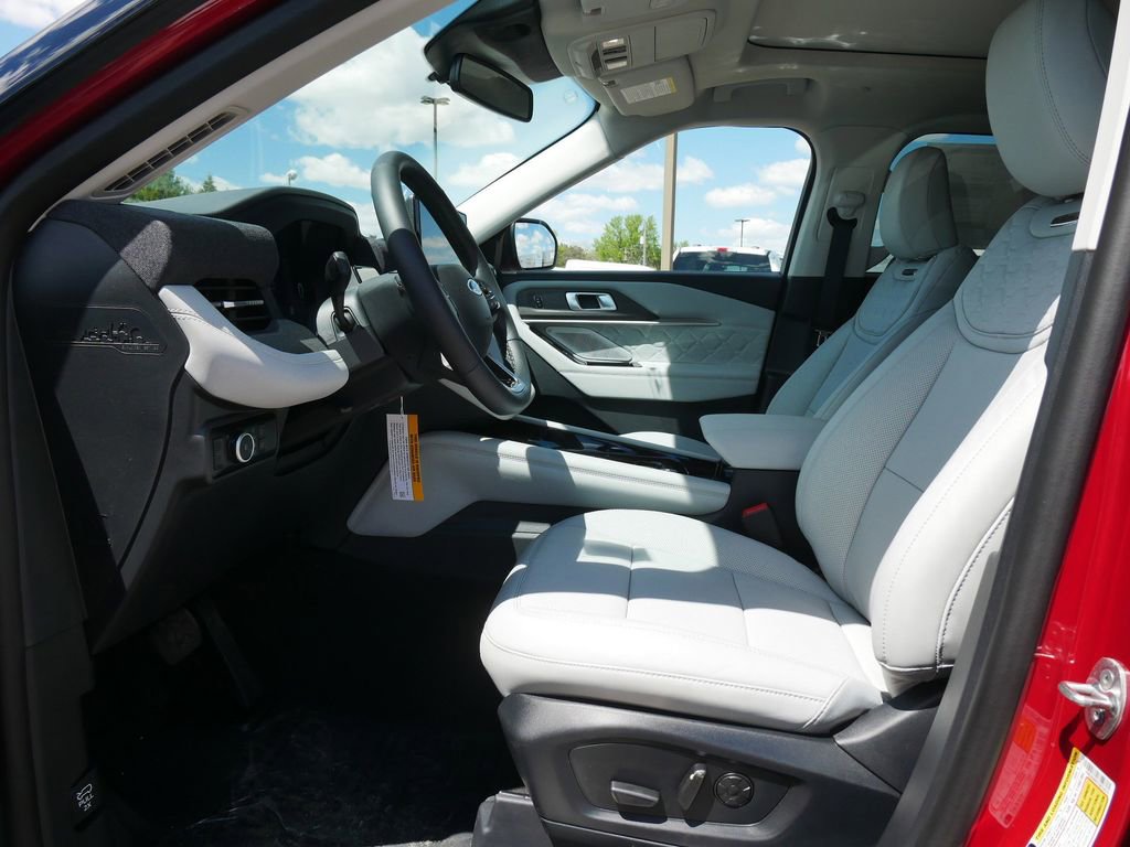 New 2026 Ford Explorer Platinum AWD/4WD image 10