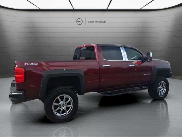 Used 2017 Chevrolet Silverado 2500 LTZ w/ Vortec Plus Package AWD/4WD image 4