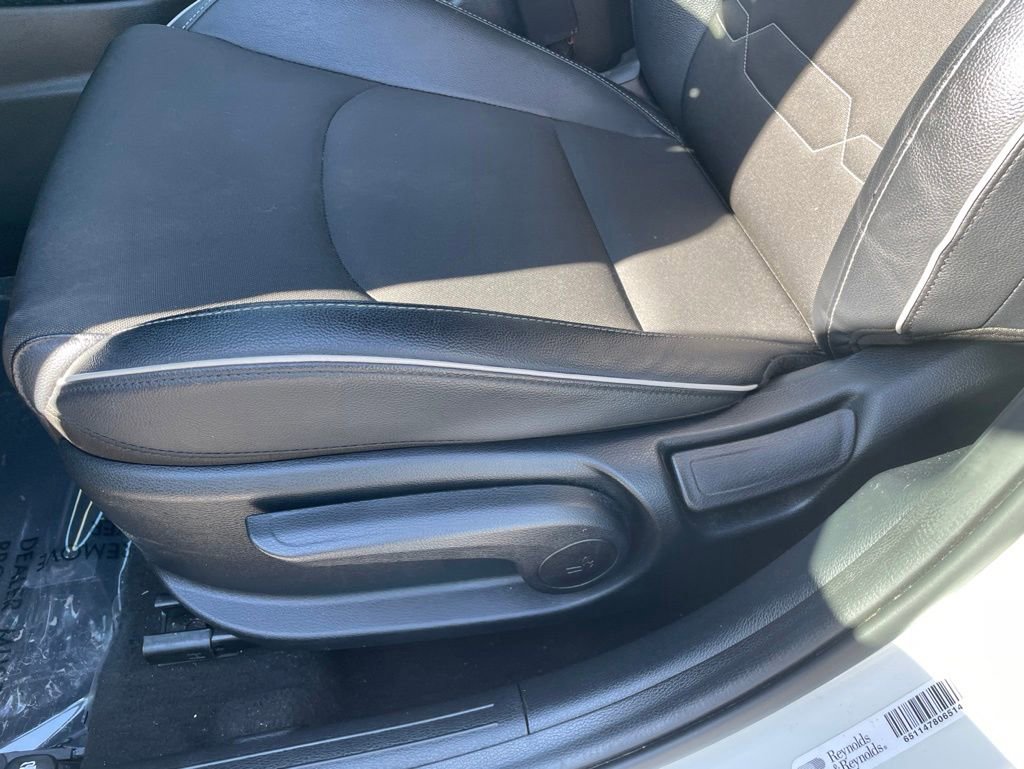 Used 2023 Kia Forte GT-Line FWD image 6