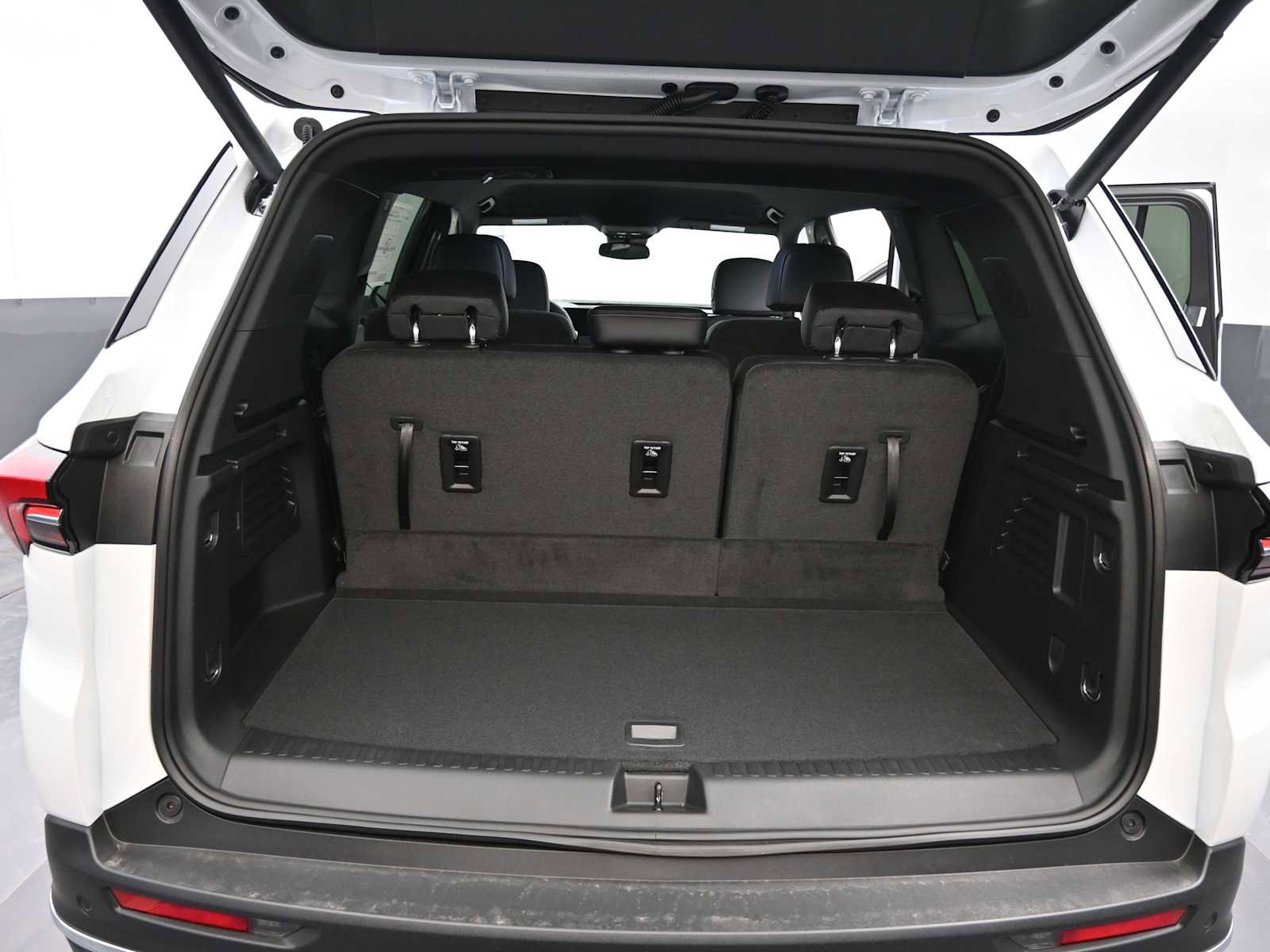 New 2026 Buick Enclave Preferred image 10