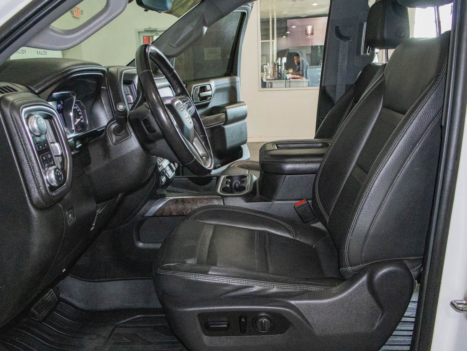 Used 2020 GMC Sierra 1500 Denali w/ Denali Ultimate Package image 8