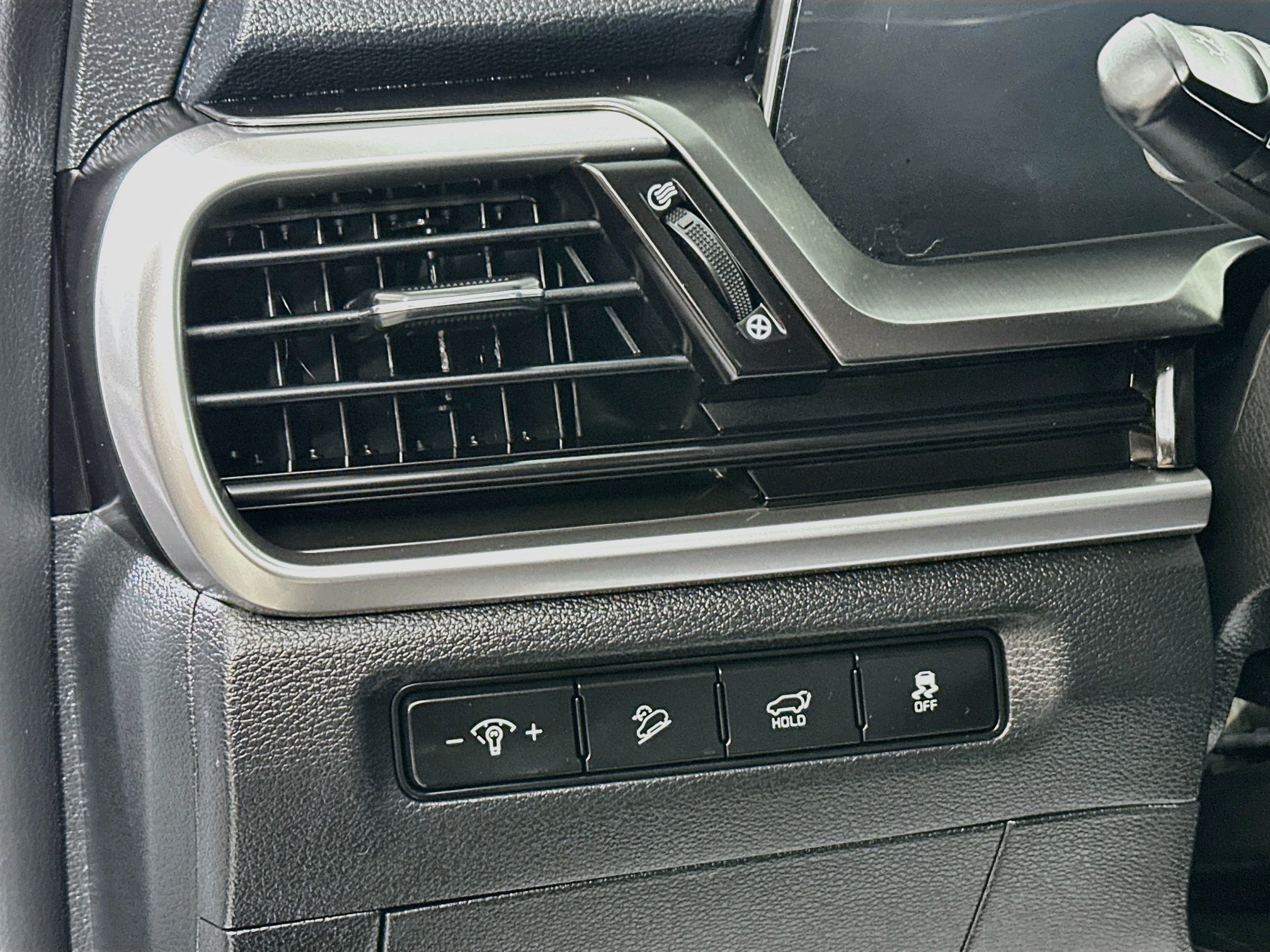 Certified 2025 Kia Telluride S AWD/4WD image 10