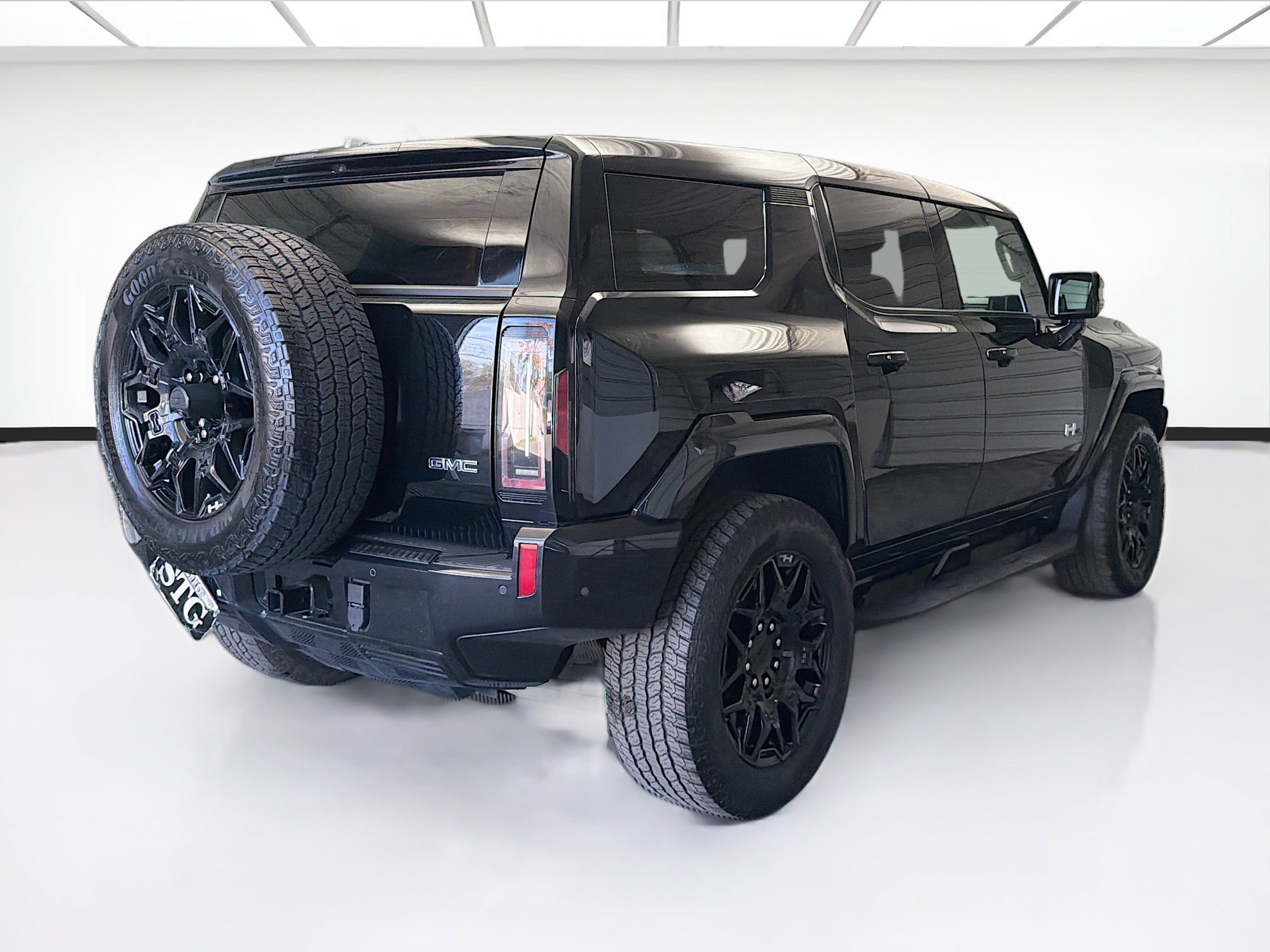Used 2024 GMC Hummer EV 2X image 4