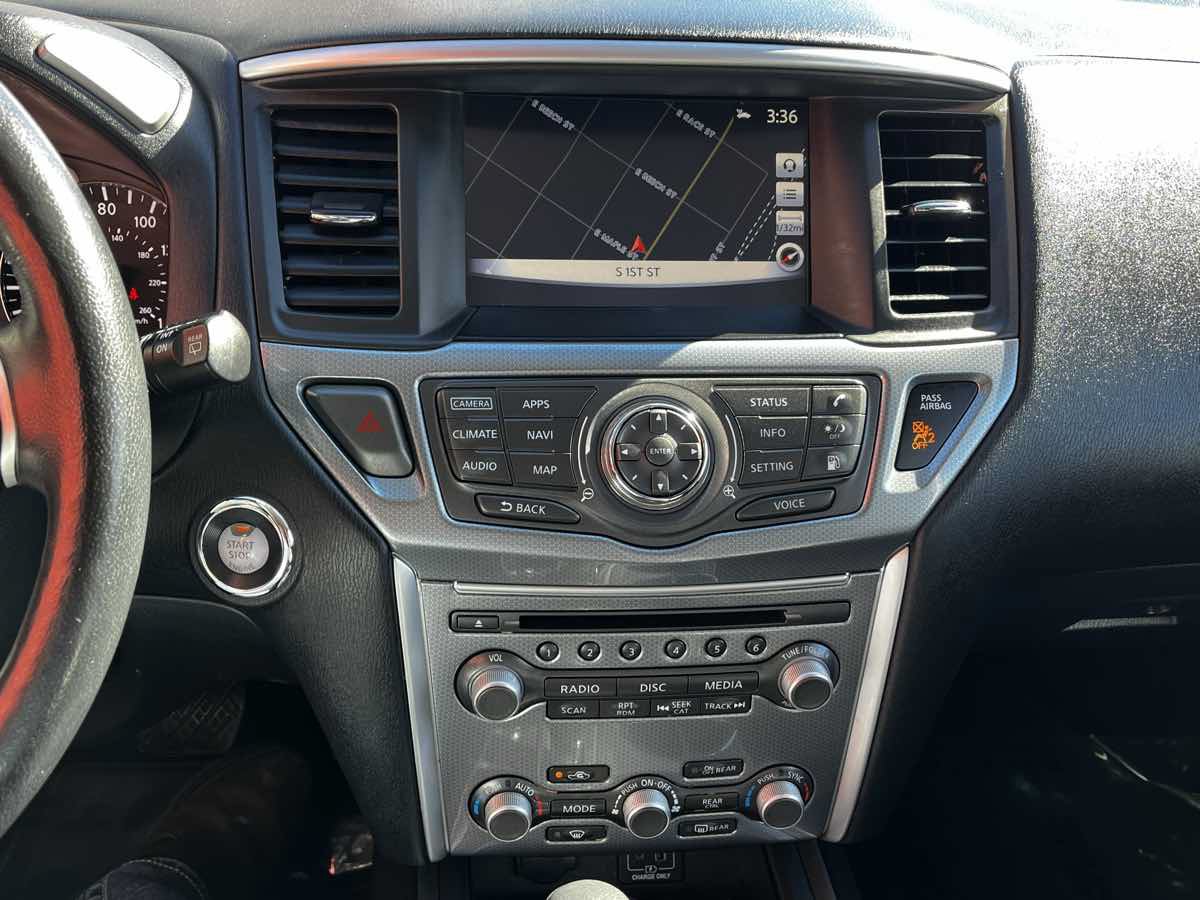 Used 2019 Nissan Pathfinder SL w/ Cargo Package AWD/4WD image 13