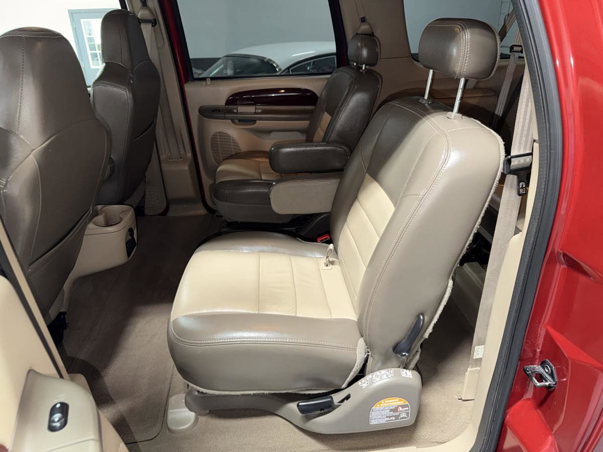 Used 2004 Ford Excursion Eddie Bauer image 19