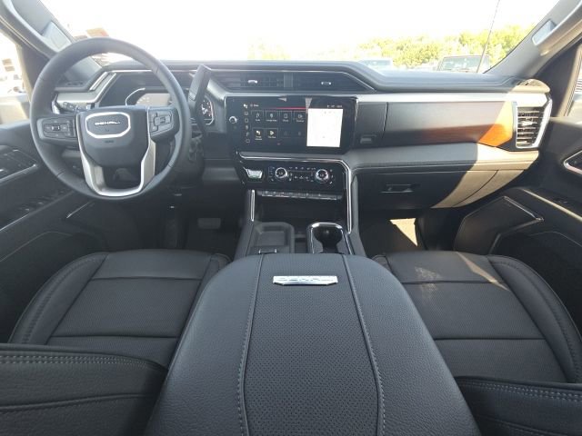 Used 2025 GMC Sierra 2500 Denali w/ Denali Reserve Package image 27