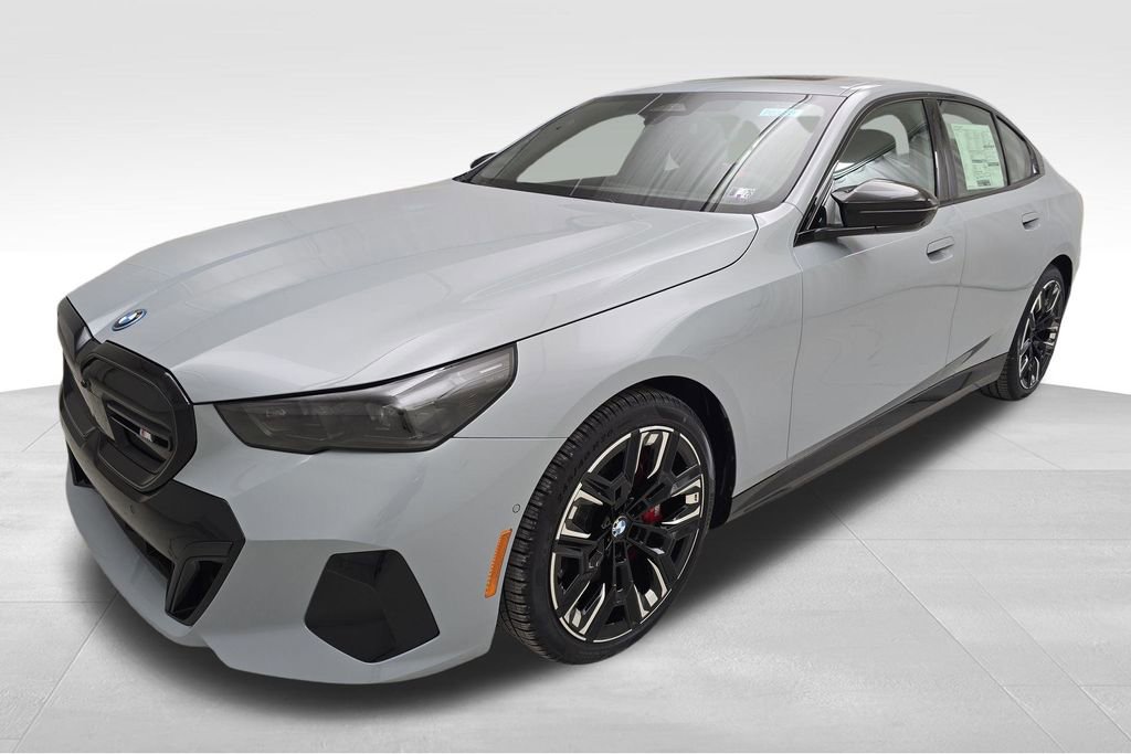 New 2025 BMW i5 M60 w/ Premium Package image 5