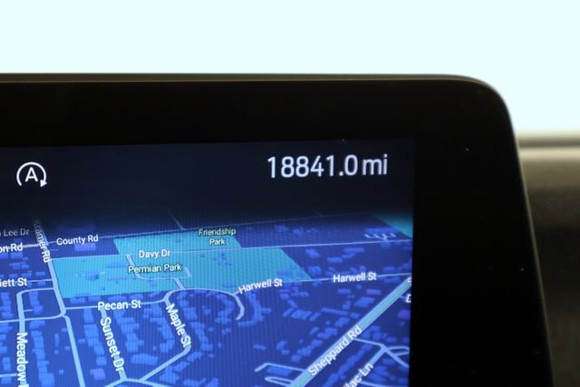 Used 2025 Ford Expedition Active image 34