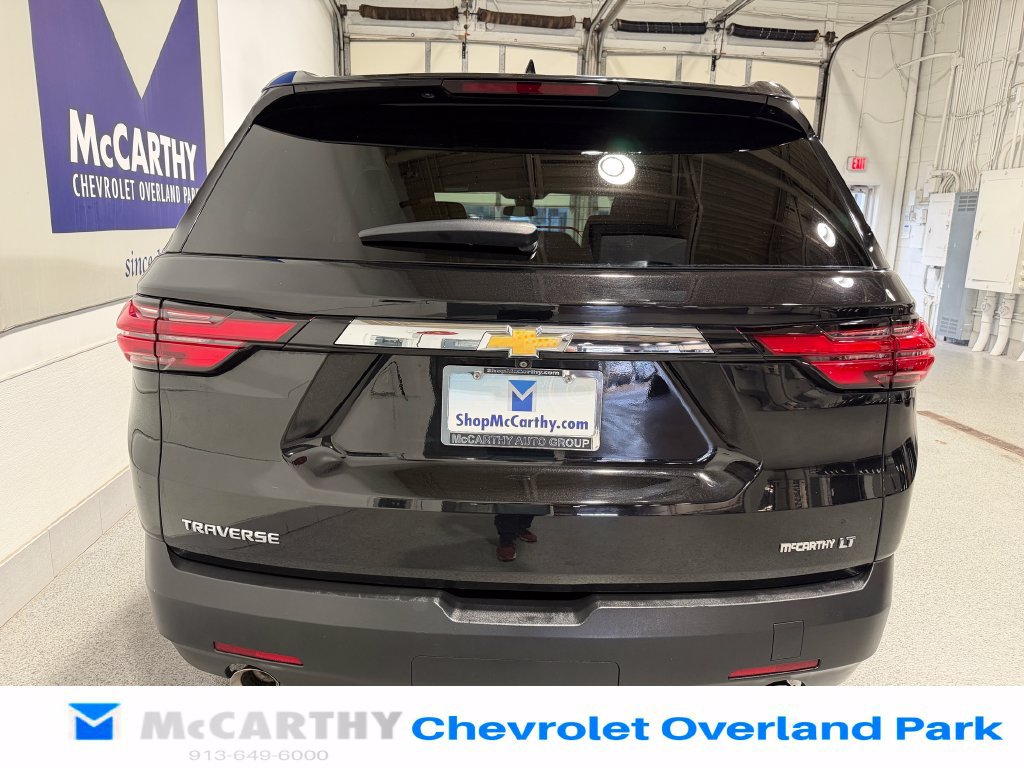 Used 2023 Chevrolet Traverse LT w/ LPO, Cargo Package FWD image 6