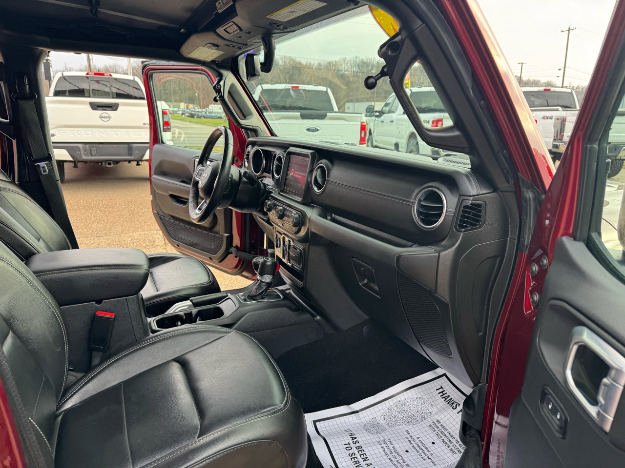 Used 2022 Jeep Wrangler Unlimited Sahara w/ Cold Weather Group image 43