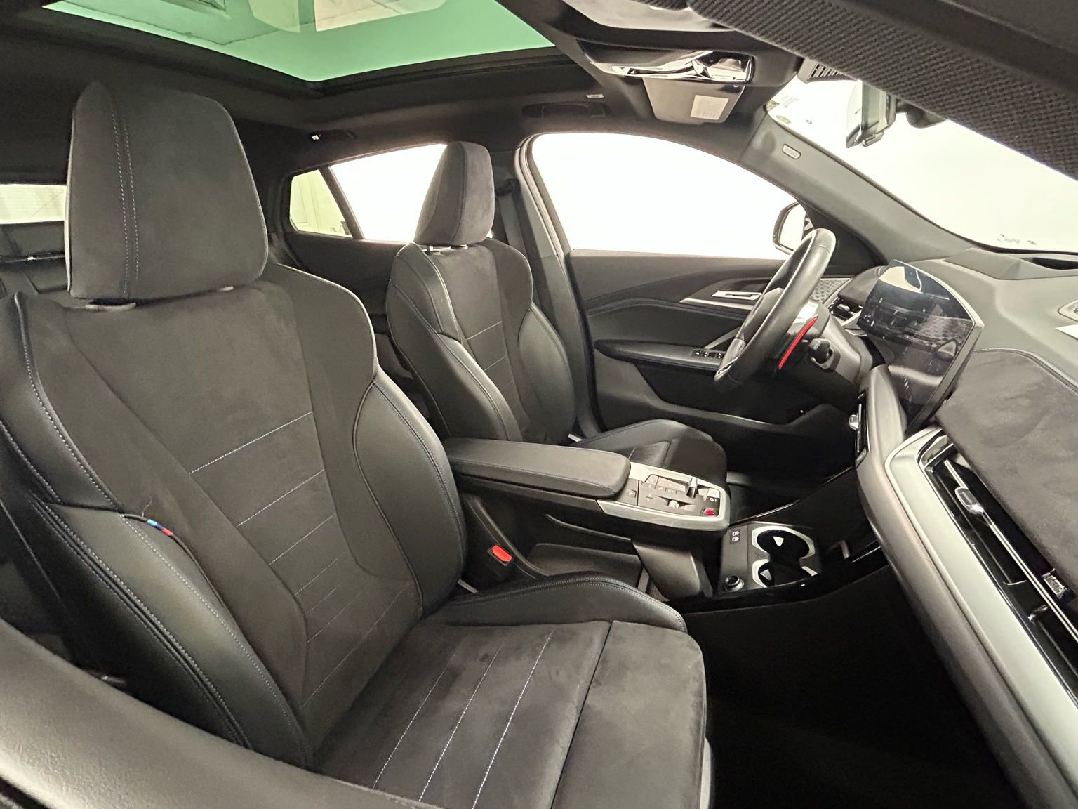 Used 2025 BMW X2 M35i image 40