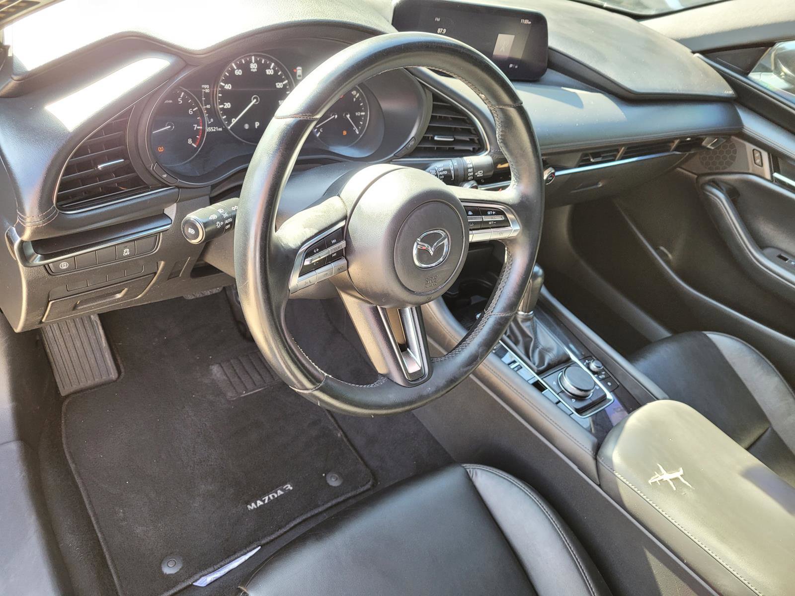Used 2019 MAZDA MAZDA3 Hatchback FWD image 23