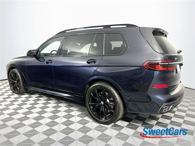 Used 2023 BMW X7 M60i w/ Executive Package image 5