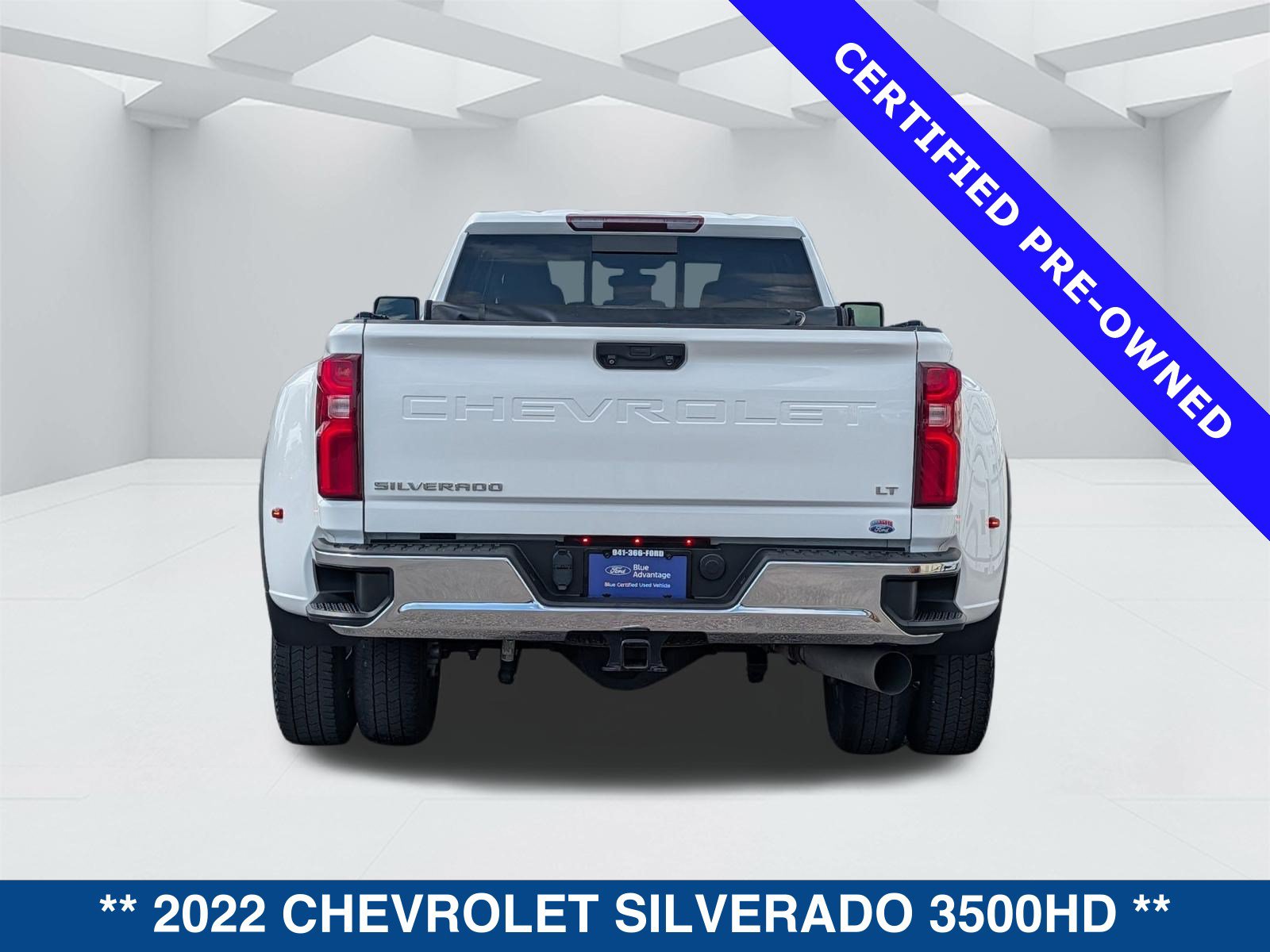 Used 2022 Chevrolet Silverado 3500 LT w/ Convenience Package AWD/4WD image 5
