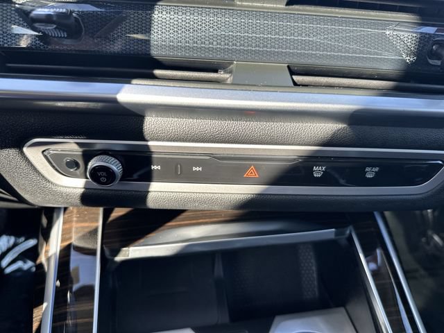 Used 2025 BMW X7 xDrive40i AWD/4WD image 20