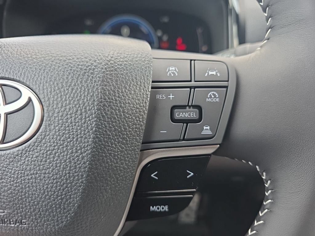 New 2026 Toyota Camry SE FWD image 17