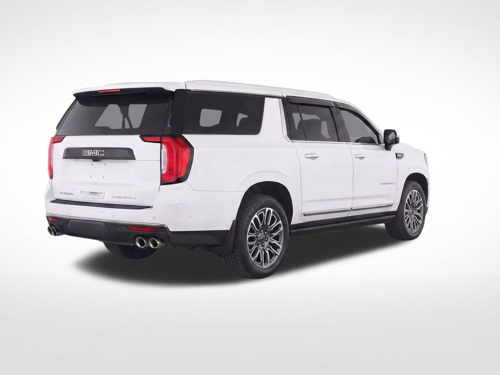 Used 2023 GMC Yukon XL Denali Ultimate AWD/4WD image 35