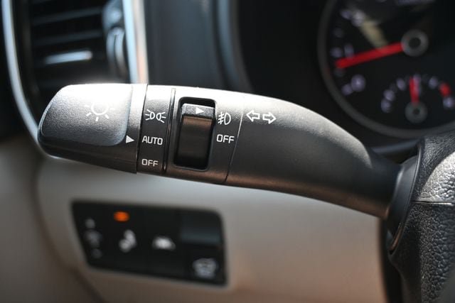 Used 2021 Kia Sportage EX FWD image 38