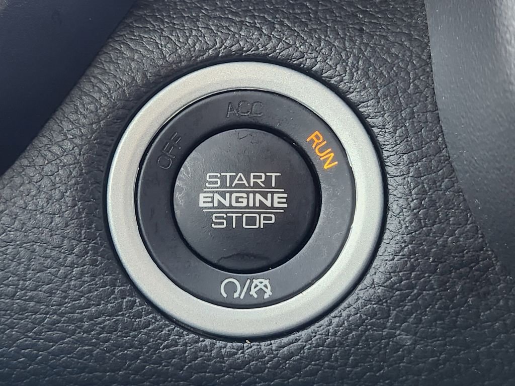Used 2023 RAM 1500 Laramie AWD/4WD image 22