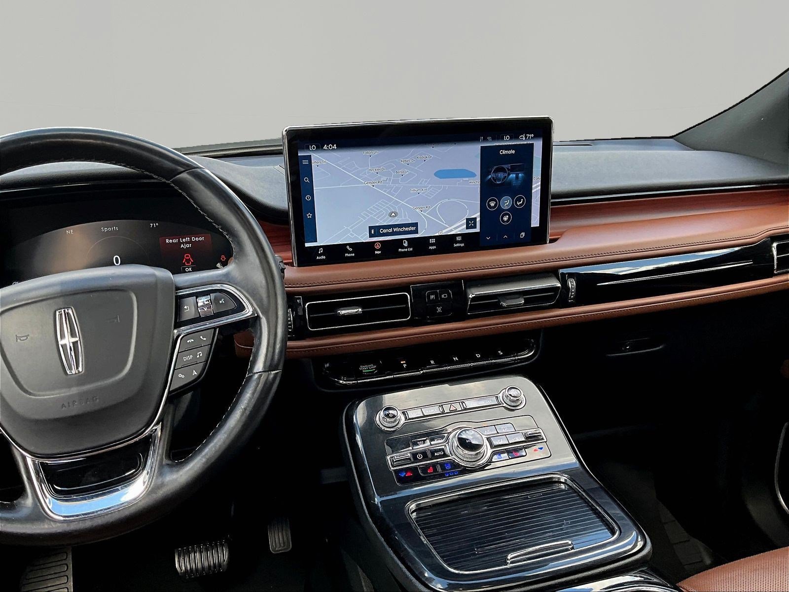 Used 2023 Lincoln Nautilus Reserve AWD/4WD image 9