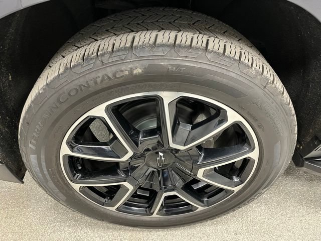 Used 2024 Chevrolet Tahoe RST w/ Sport Performance Package AWD/4WD image 15