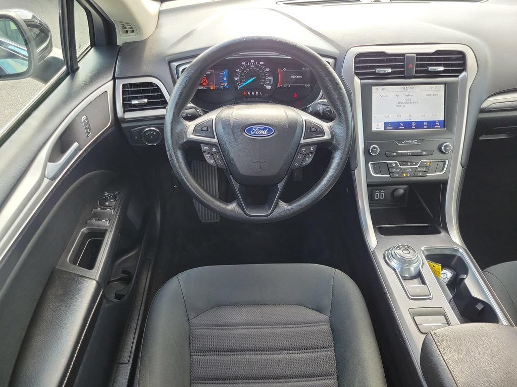 Certified 2020 Ford Fusion SE FWD image 11