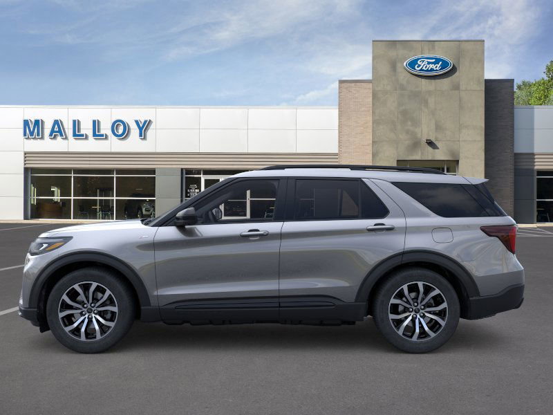 New 2026 Ford Explorer ST-Line image 3