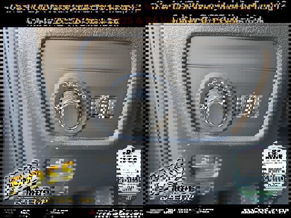 New 2025 Jeep Grand Cherokee Laredo image 22