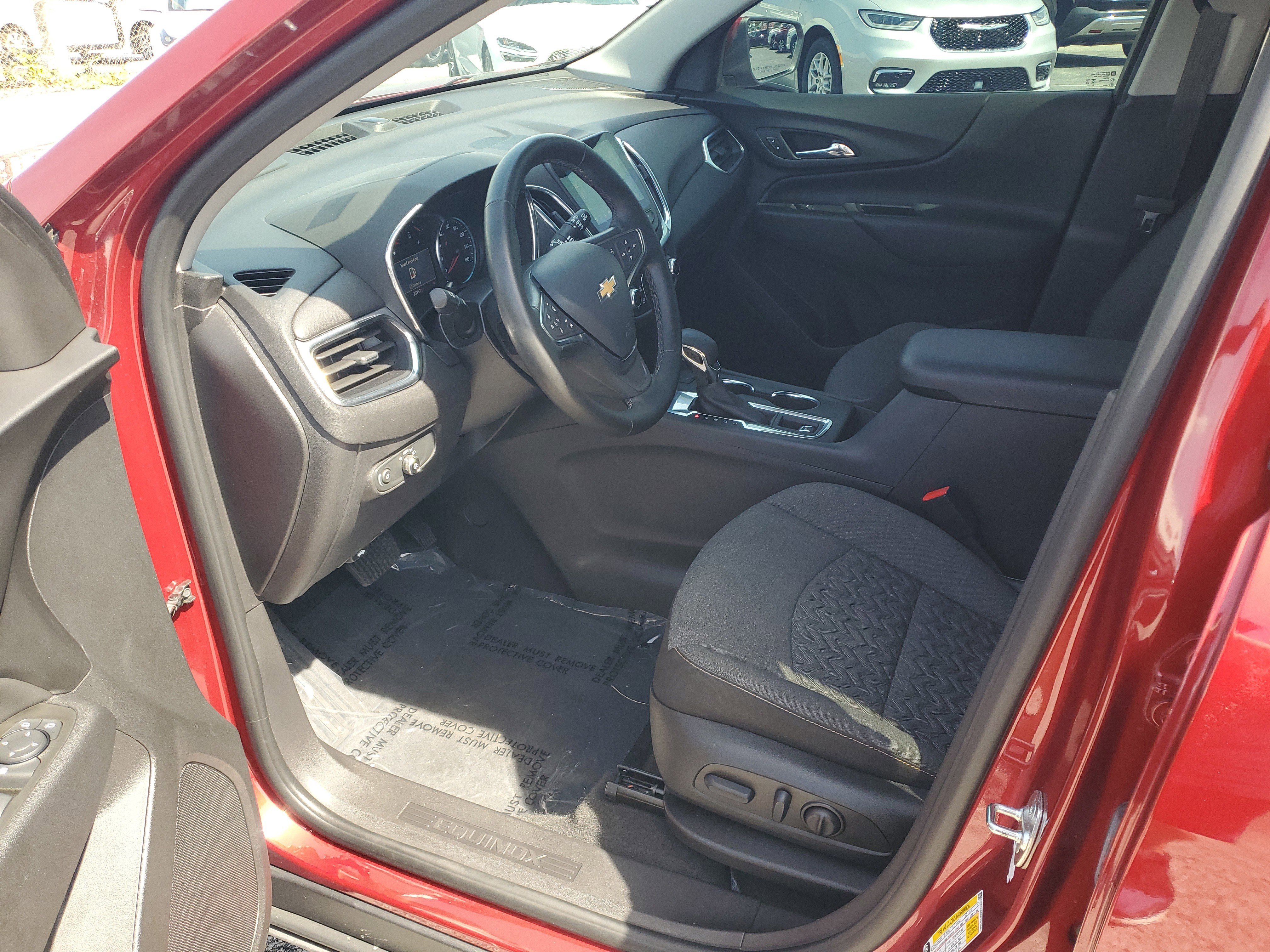 Used 2024 Chevrolet Equinox LT FWD image 13