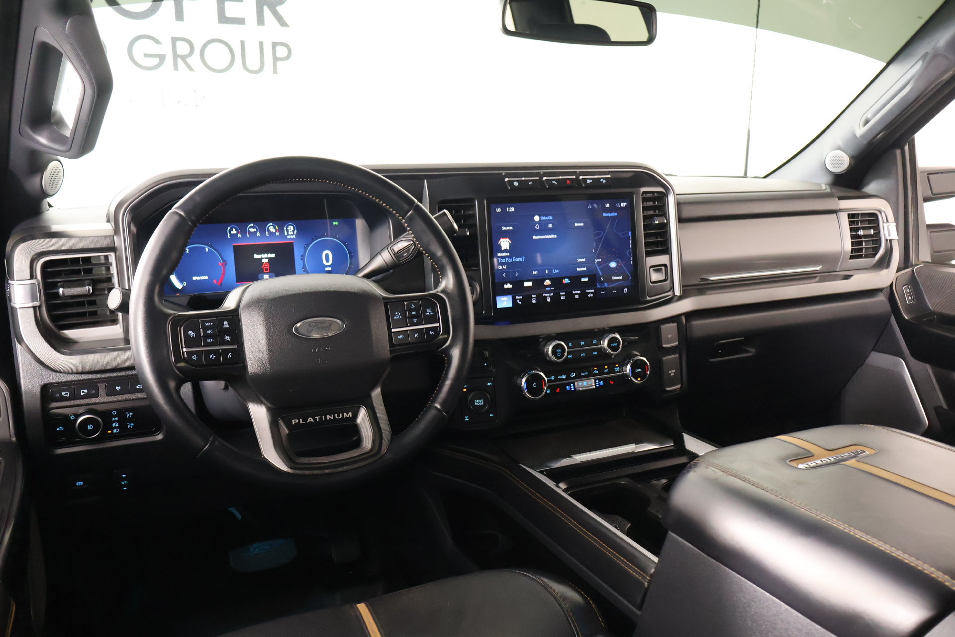 Used 2024 Ford F250 Platinum AWD/4WD image 2