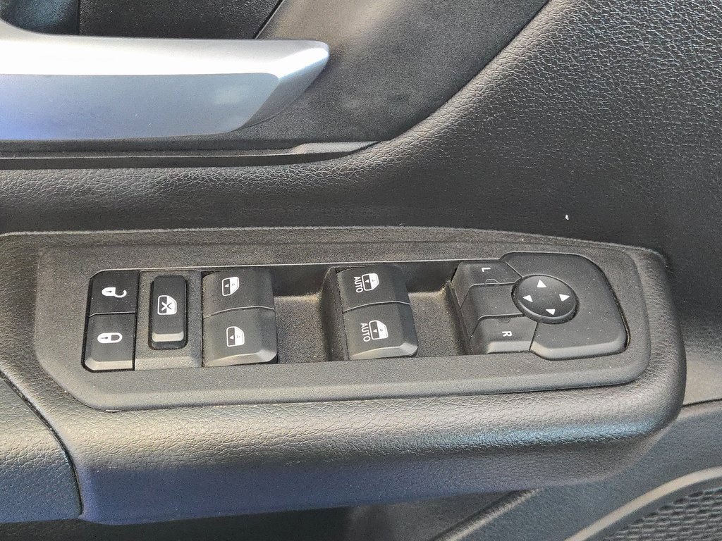 Used 2025 RAM 1500 Tradesman image 8